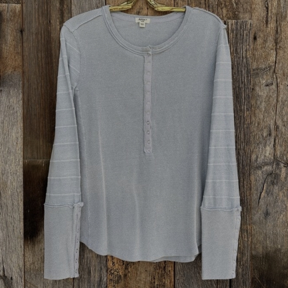 ANTHROPOLOGIE DYLAN Mixed Knit Snap Front Long Sleeve Henley Shirt